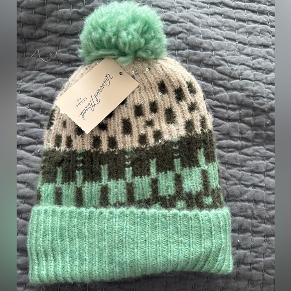 Universal Thread Accessories - Universal Thread Mint Green and Cream Knit Beanie